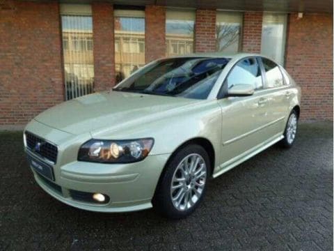 Volvo S40 2.0D Momentum (2005)