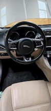 Jaguar XE 20t Prestige (2015)