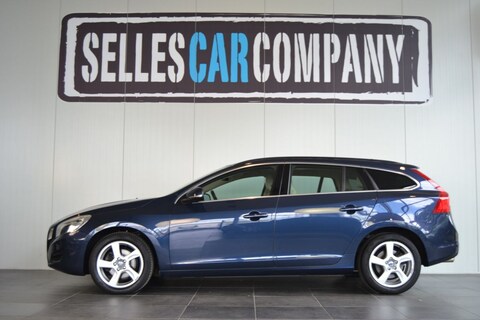Volvo V60 D4 Momentum