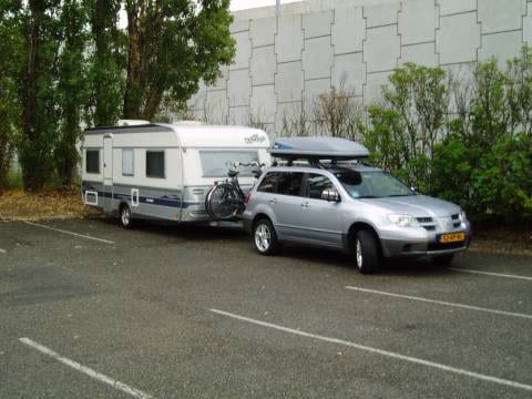 Mitsubishi Outlander 2.0 2WD Invite Plus (2005)