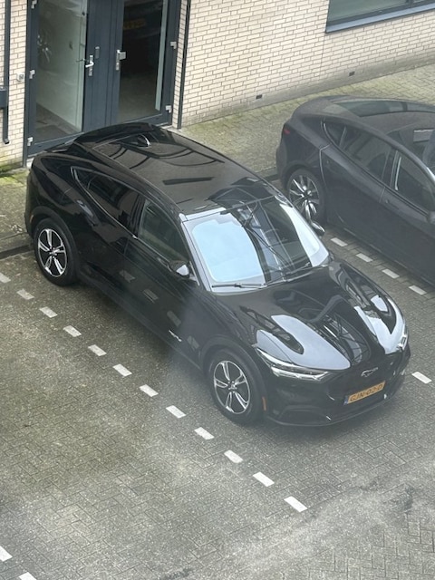 Ford Mustang Mach-E 75kWh RWD