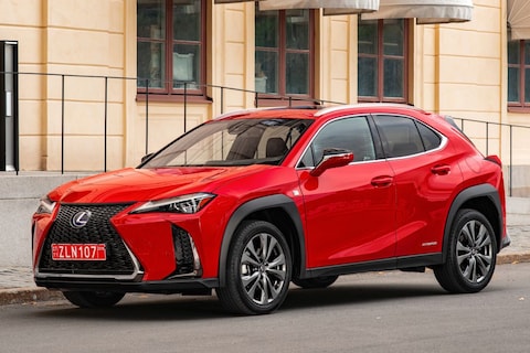 Lexus UX 250h First Edition