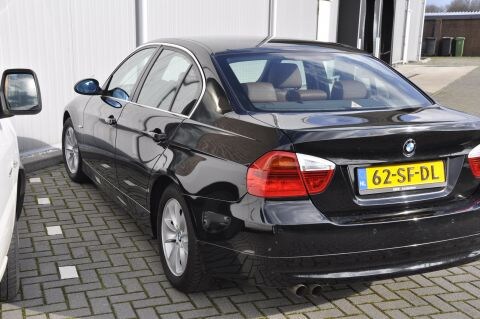 BMW 325i Dynamic Executive (2005)