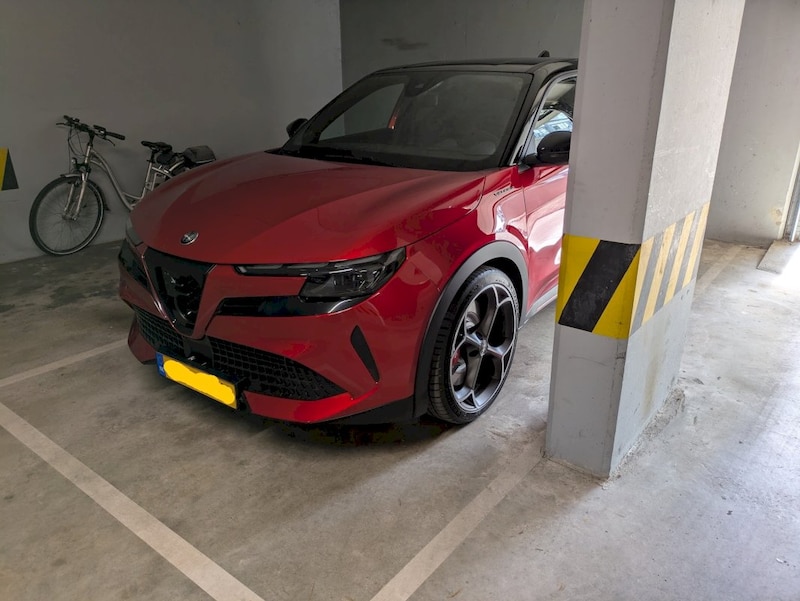Alfa Romeo Junior Elettrica Veloce (2025)