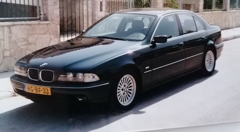 BMW 528i Executive