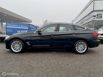 BMW 320i Gran Turismo High Executive (2013)