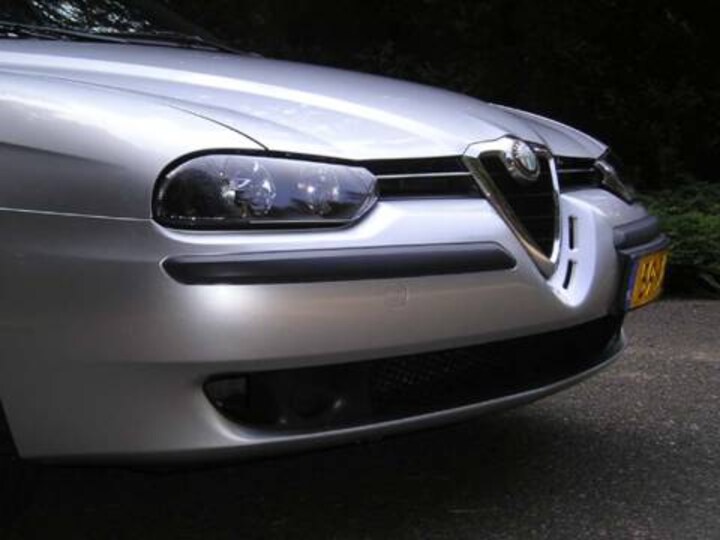Alfa Romeo 156 1.9 JTD (2000)