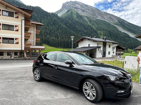 Seat Leon 1.0 TSI 110pk Style Launch Edition