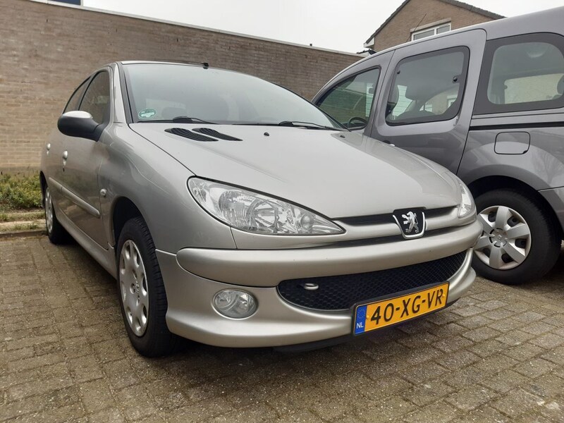Peugeot 206 Air-line 1.4 (2007)
