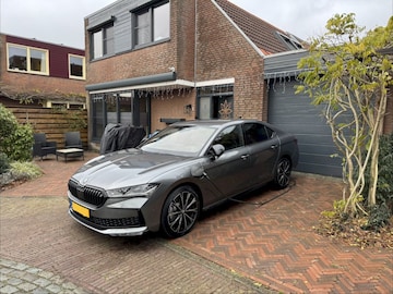 Skoda Superb 1.5 TSI iV PHEV Sportline Edition (2025)