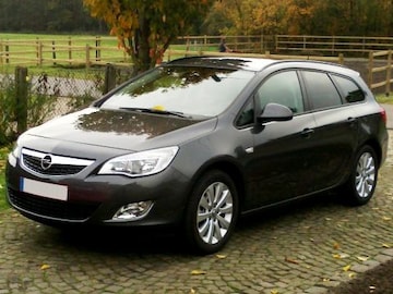 Opel Astra Sports Tourer 1.7 CDTI 110pk Edition (2011)