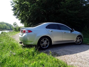 Honda Accord 2.0i Executive (2011)