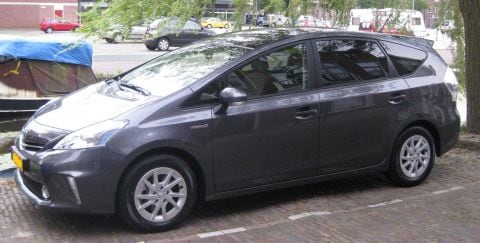 Toyota Prius Wagon 1.8 HSD Aspiration (2012)