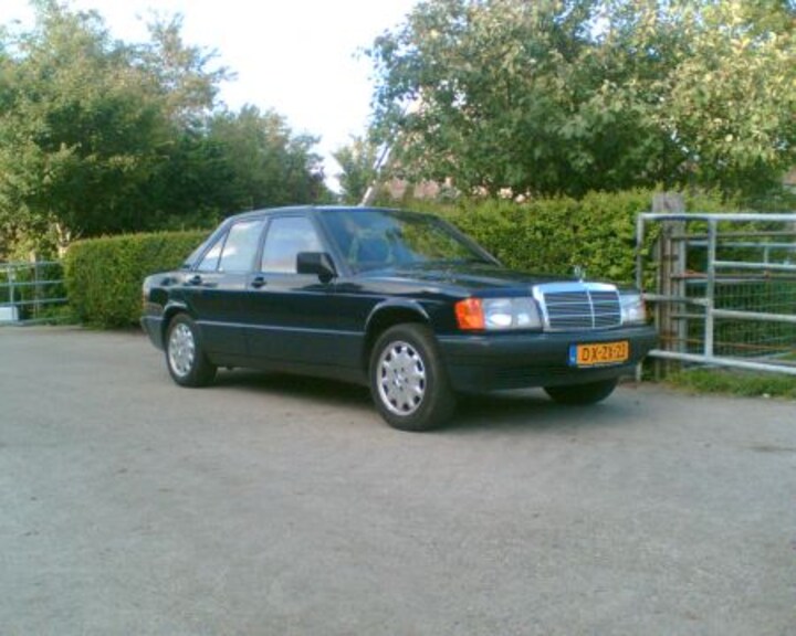 Mercedes-Benz 190 E 1.8 Basic