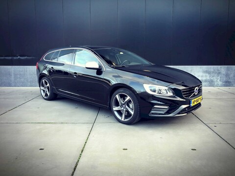 Volvo V60 D6 AWD Twin Engine R-Design