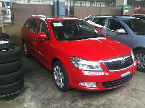 Skoda Octavia Combi 1.2 TSI Elegance Businessline (2012)