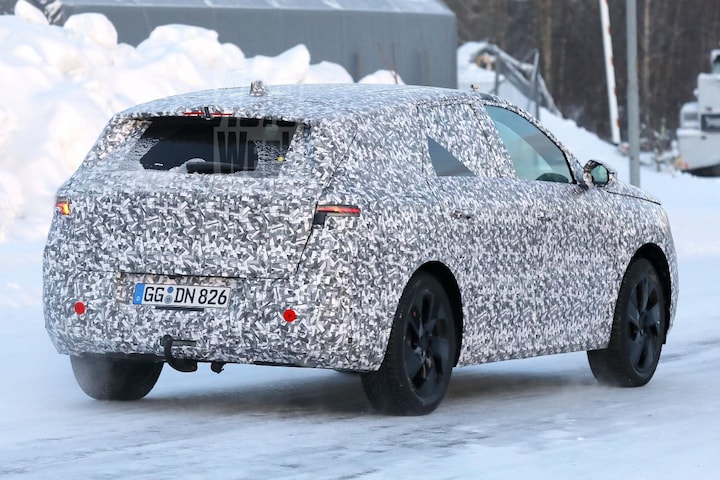 Opel Grandland spy shots