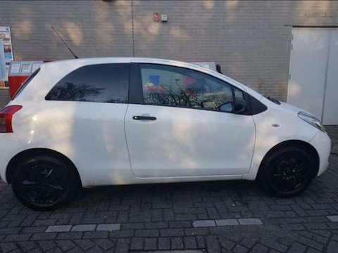 Toyota Yaris 1.0 12v VVT-i