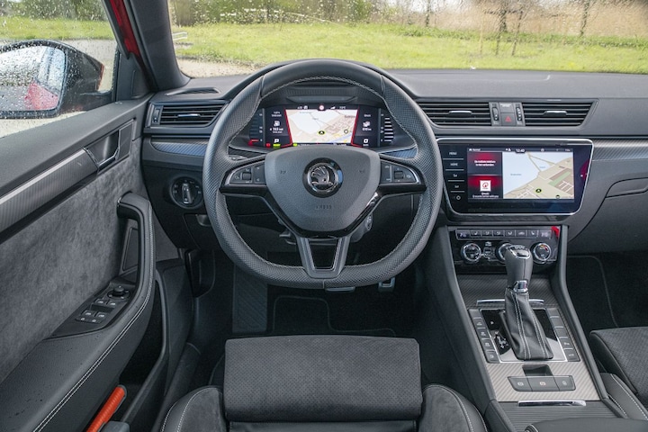 Skoda Superb iV
