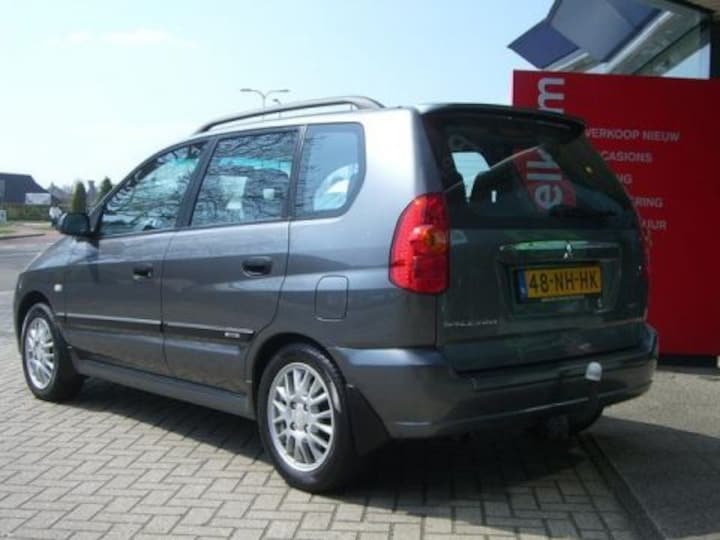 Mitsubishi Space Star 1.9 DI-D HP Shogun SE (2003)