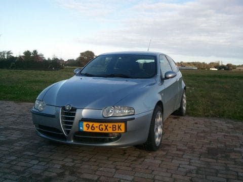 Alfa Romeo 147 1.6 T.Spark 16V Veloce Progression (2001)