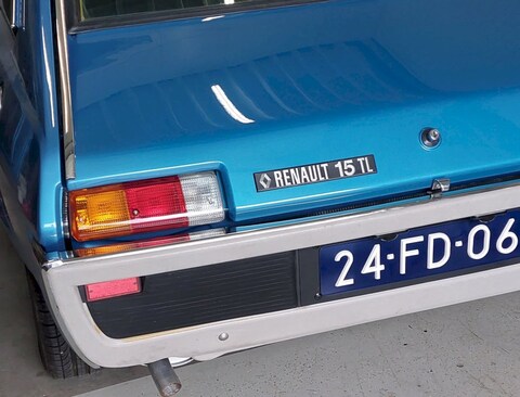 Renault 15