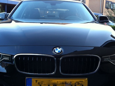 BMW 320d EfficientDynamics Edition High Executive (2014)