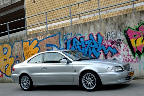 Volvo C70 T5