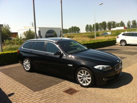 BMW 520d Touring High Executive (2012)