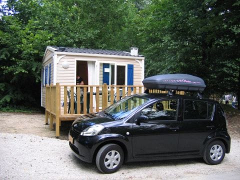 Daihatsu Sirion 2 1.0 12V DVVT Trend (2007)