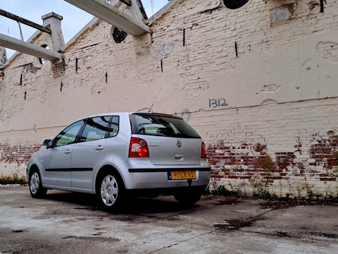 Volkswagen Polo 1.4 16V 75pk Comfortline