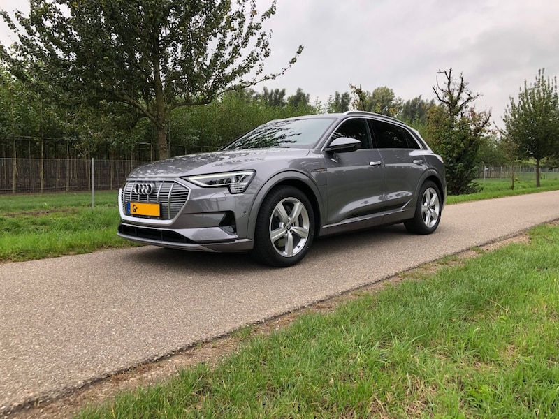 Audi e-tron 55 quattro (2019)