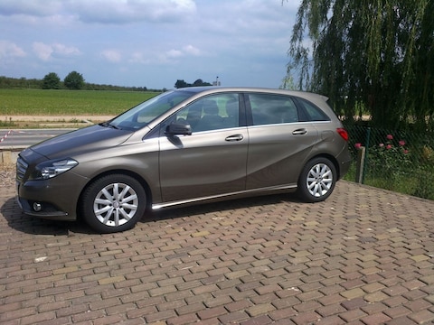 Mercedes-Benz B 180 CDI BlueEFFICIENCY Edition (2014)