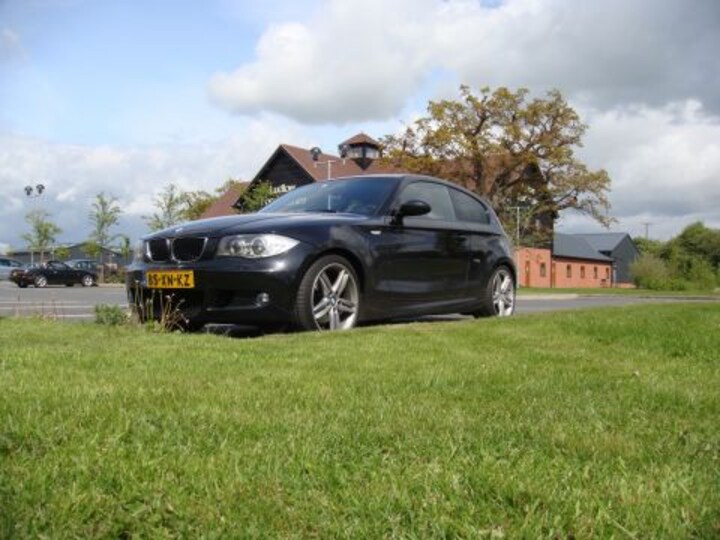 BMW 120d High Executive (2007)