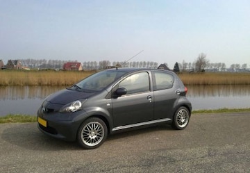 Toyota Aygo 1.0 12v VVT-i + (2008)