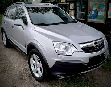 Opel Antara 3.2 V6 Cosmo (2008)