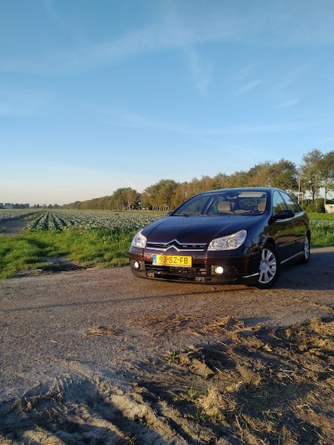 Citroën C5 2.0 16V Exclusive (2006)