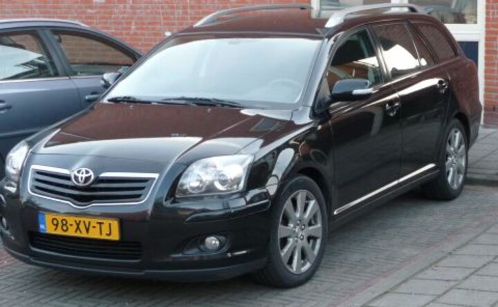 Toyota Avensis Wagon 2.0 D-4D-F Luna