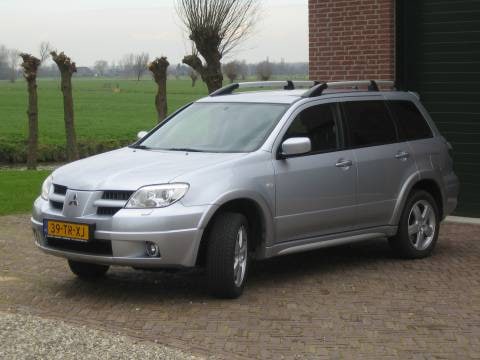 Mitsubishi Outlander Sport 2.4 4WD Invite Scott (2007)