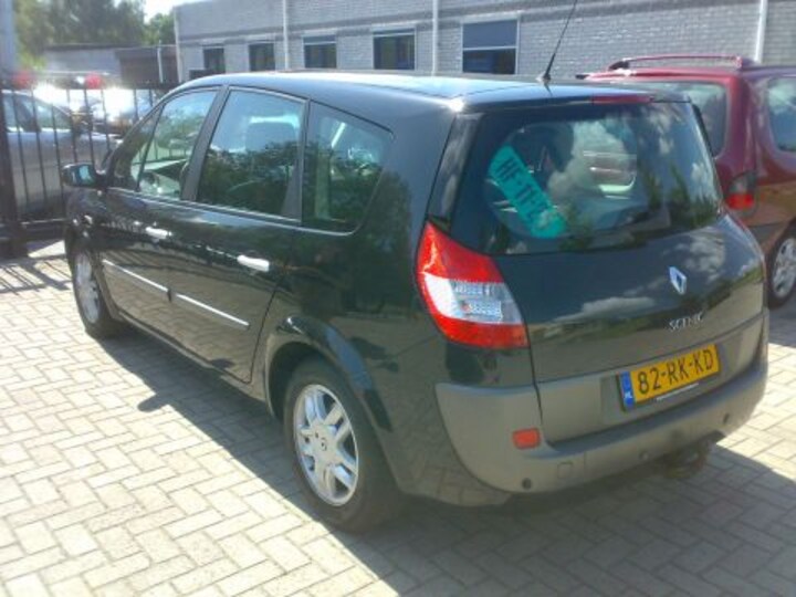 Renault Grand Scénic 1.9 dCi 120 Privilège Luxe