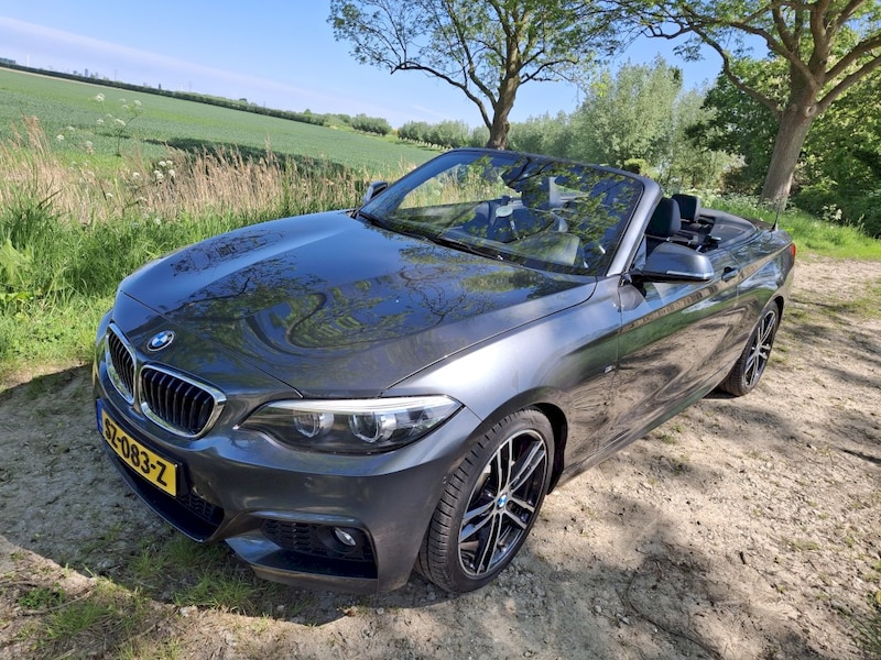 BMW 220i Cabrio (2018)