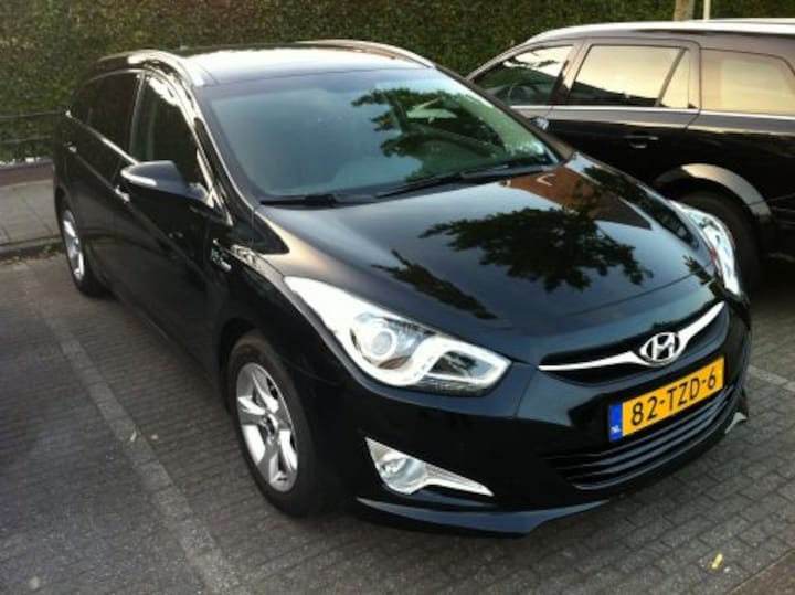 Hyundai i40 CW 1.7 CRDi Blue Business Edition (2012)
