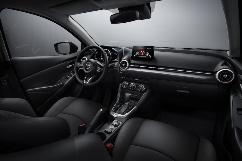 Mazda 2 2022