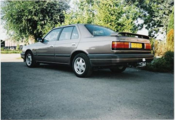 Mazda 929 3.0i GLX