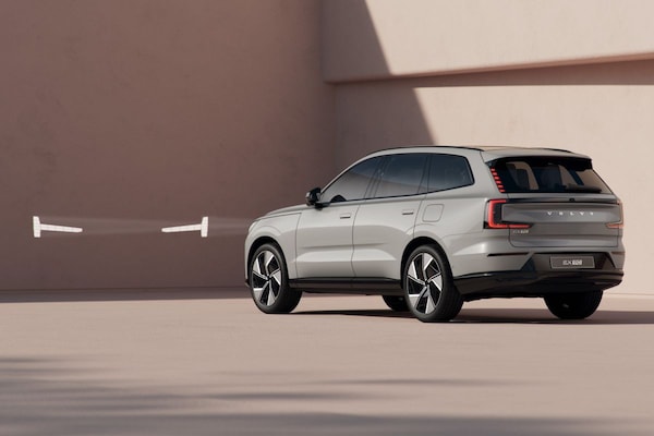 Volvo EX90
