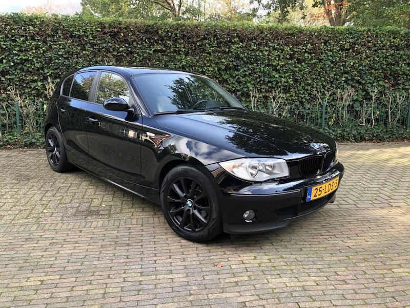 BMW 116i (2005)