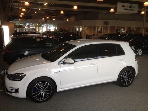 Volkswagen Golf 1.4 TSI GTE (2015)