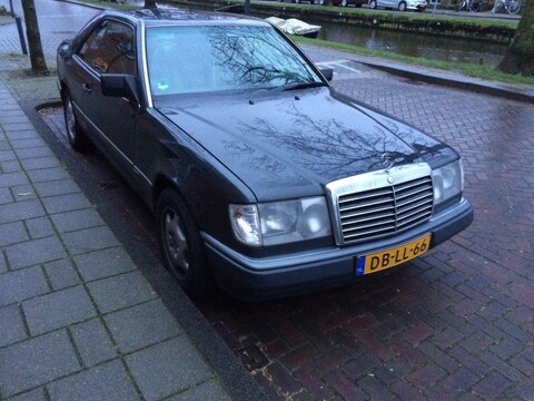 Mercedes-Benz 230 CE