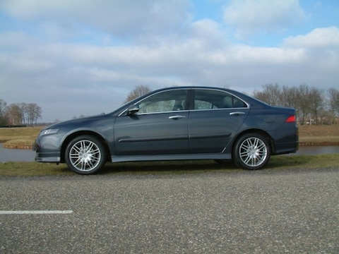 Honda Accord 2.4i Type S