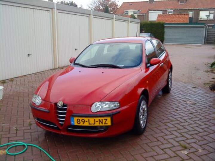 Alfa Romeo 147 1.9 JTD 115pk Impression (2003)